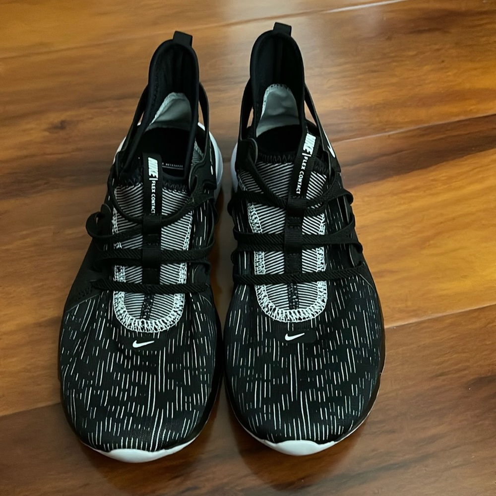 BRAND NEW - Women’s Nike Flex Running Shoes